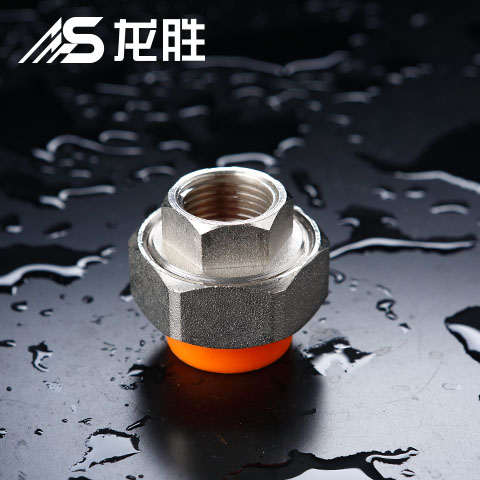 皮爾特水管多少錢一根？這2個(gè)價(jià)格差距也忒大了吧？